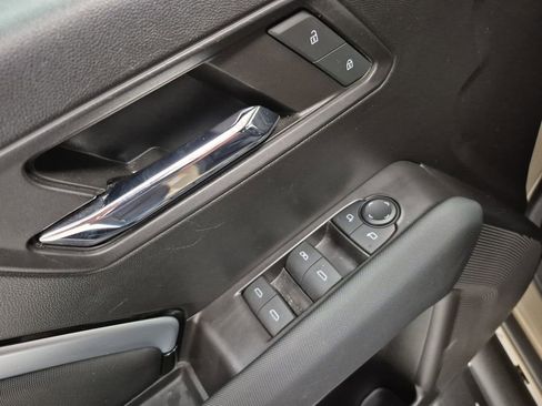 Used 2024 Chevrolet Colorado Z71 w/ Z71 Convenience Package 2 image 24