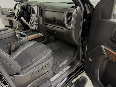 Used 2022 Chevrolet Silverado 2500 High Country w/ Technology Package image 22