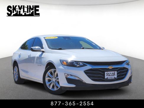 Used 2024 Chevrolet Malibu LT FWD image 1