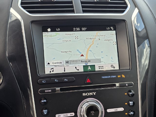 Used 2018 Ford Explorer Platinum AWD/4WD image 9