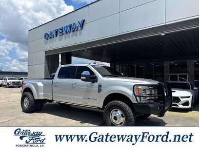 Certified 2019 Ford F350 Platinum w/ Platinum Ultimate Package