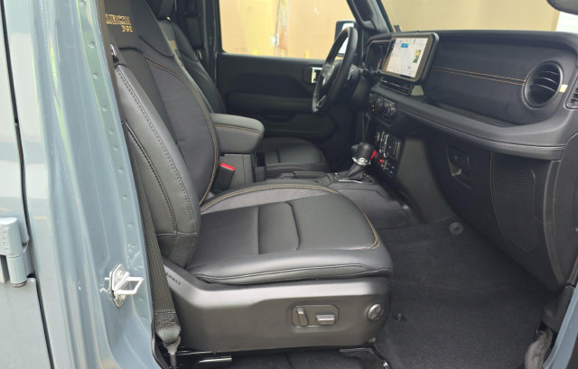 Used 2025 Jeep Wrangler Unlimited Rubicon 392 AWD/4WD image 11