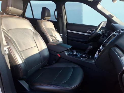 Certified 2018 Ford Explorer Sport w/ Equipment Group 401A image 6