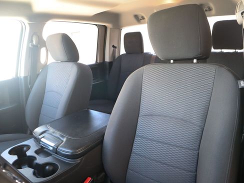Used 2019 RAM 1500 Express w/ Wheel & Sound Group AWD/4WD image 26