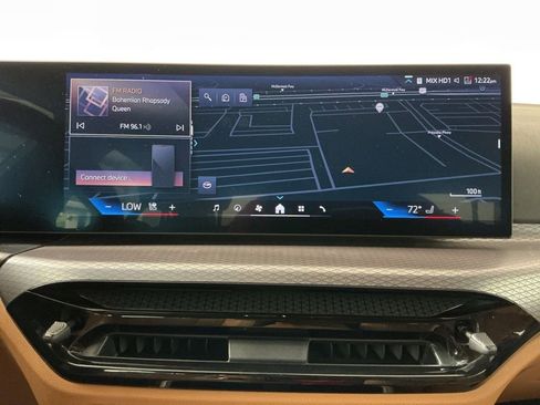 Certified 2025 BMW 330i Sedan w/ M Sport Package RWD image 11