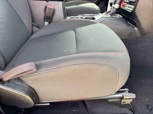 Used 2021 Jeep Wrangler Rubicon image 15