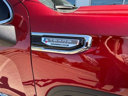 New 2026 GMC Sierra 1500 SLT AWD/4WD image 4