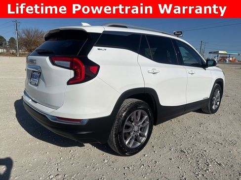 Used 2024 GMC Terrain SLT image 6