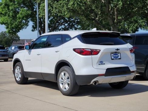 Certified 2022 Chevrolet Blazer LT FWD image 4