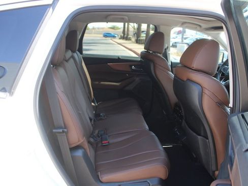 Used 2023 Acura MDX FWD w/ Technology Package image 16
