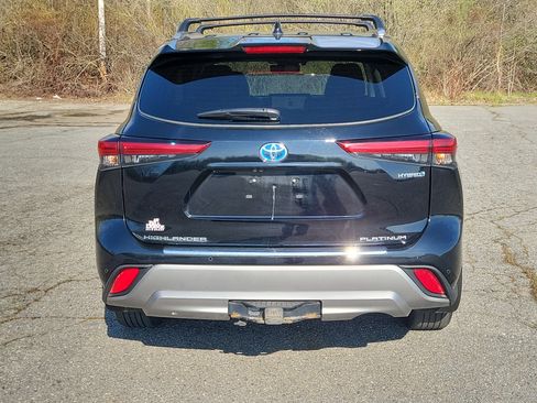 Used 2023 Toyota Highlander Platinum AWD/4WD image 6