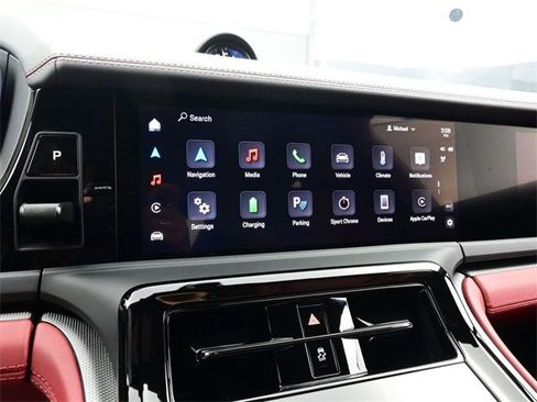 Used 2025 Porsche Panamera 4 image 10