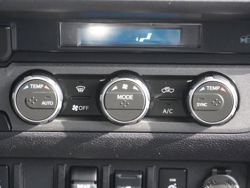 Certified 2023 Toyota Tacoma TRD Sport image 30