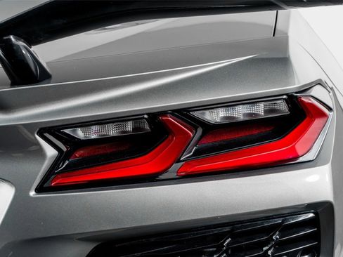 Used 2023 Chevrolet Corvette Z06 image 13