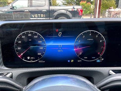 Used 2025 Mercedes-Benz CLA 250 4MATIC image 16