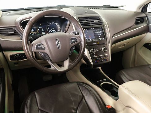 Used 2019 Lincoln MKC Reserve w/ MKC Climate Package image 2