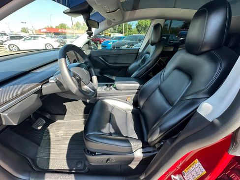 Used 2021 Tesla Model Y Long Range AWD/4WD image 10