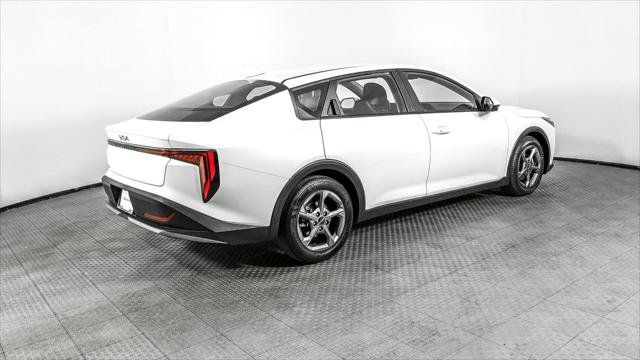 Used 2025 Kia K4 FWD image 8