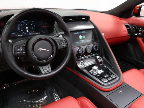 Used 2024 Jaguar F-TYPE R image 37