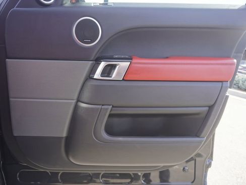 Used 2016 Land Rover Range Rover Sport Supercharged image 21