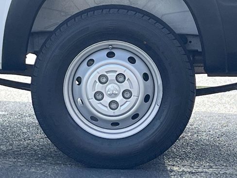 Used 2021 RAM ProMaster 2500 w/ Convenience Group FWD image 24