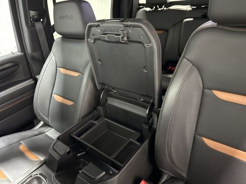 Used 2024 GMC Sierra 2500 AT4 w/ AT4 Preferred Package AWD/4WD image 36