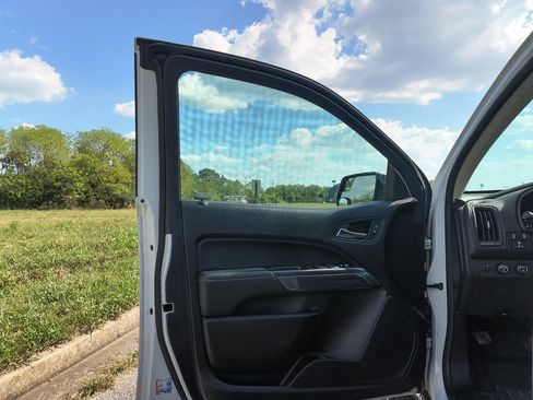 Used 2021 GMC Canyon AT4 w/ Trailering Package image 16