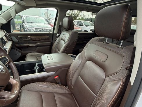 Used 2025 RAM 1500 Limited AWD/4WD image 18