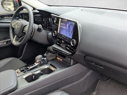 Used 2025 Lexus NX 350 AWD image 23