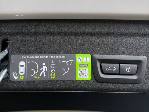 New 2026 BMW X6 xDrive40i w/ Climate Comfort Package image 19