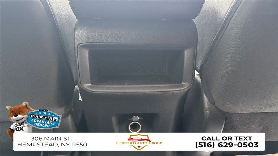 Used 2020 Toyota RAV4 LE AWD/4WD image 27