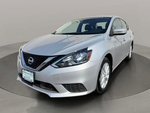 Used 2019 Nissan Sentra SV FWD image 3