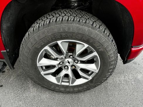 Used 2022 Chevrolet Silverado 1500 RST w/ Safety Package image 16