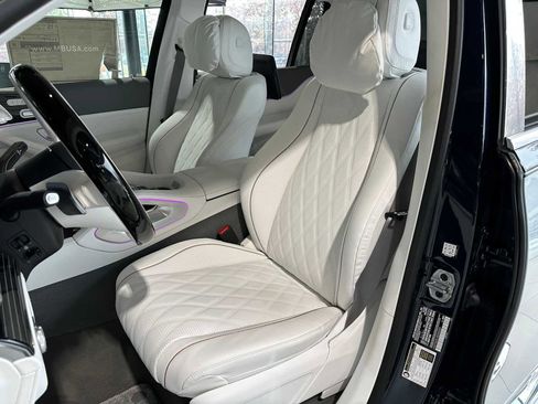New 2025 Mercedes-Benz Maybach GLS 600 4MATIC image 27