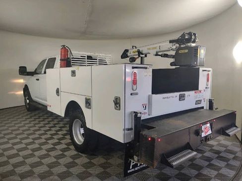 Used 2024 RAM 3500 Tradesman AWD/4WD image 6