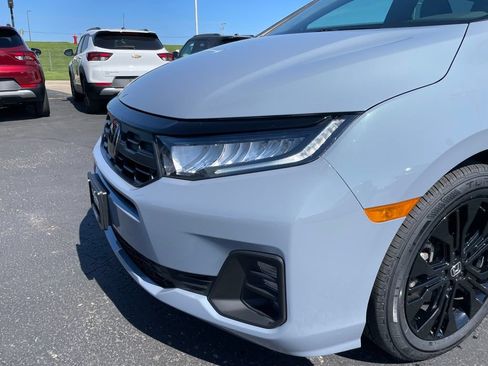 Used 2025 Honda Odyssey Sport-L image 35