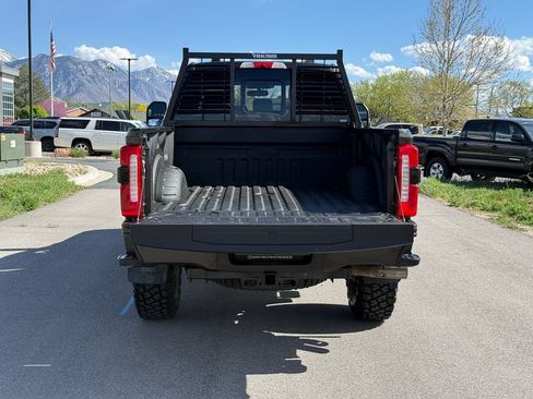 Used 2024 Ford F350 Lariat w/ Lariat Ultimate Package AWD/4WD image 12