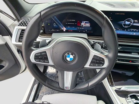 Used 2024 BMW X5 xDrive40i w/ M Sport Package AWD/4WD image 40