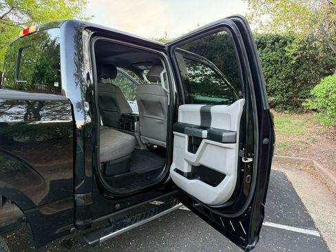 Used 2016 Ford F150 XLT w/ Equipment Group 302A Luxury image 20