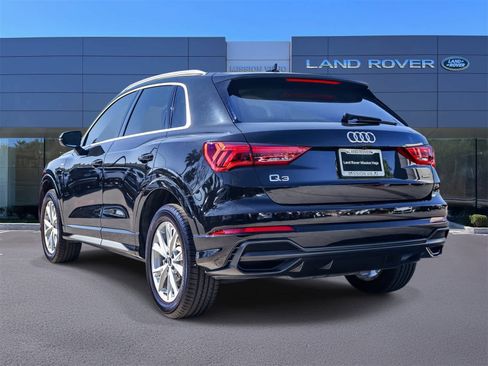 Used 2022 Audi Q3 2.0T Premium w/ Convenience Package image 6