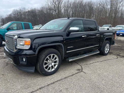 Used 2014 GMC Sierra 1500 Denali w/ Driver Alert Package image 4