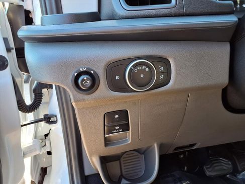 Used 2023 Ford Transit 350 XLT image 23