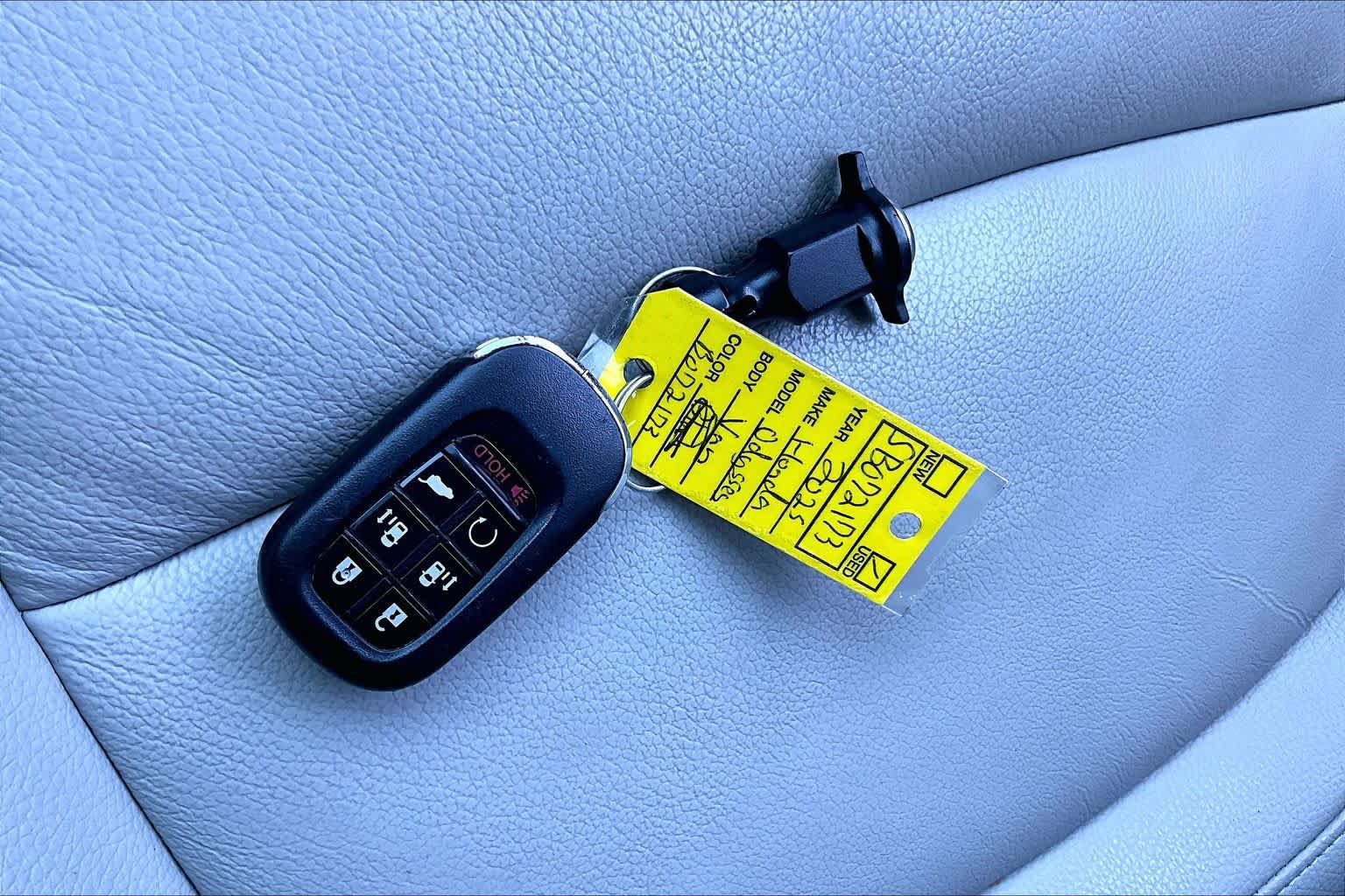 Used 2025 Honda Odyssey EX-L image 15