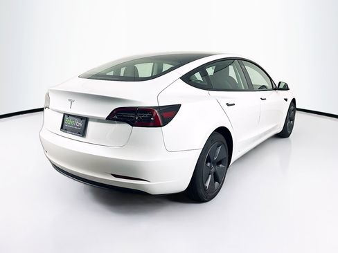 Used 2023 Tesla Model 3 Standard Range RWD image 9