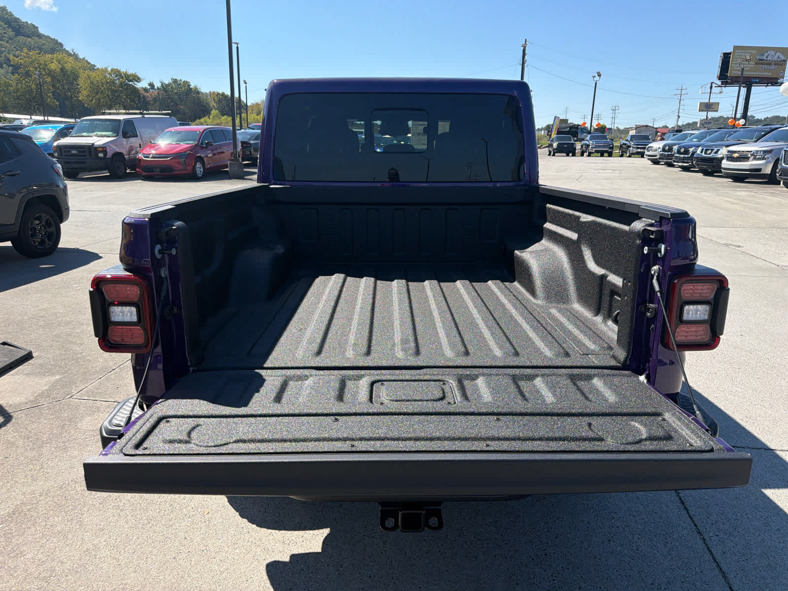 New 2026 Jeep Gladiator Sport AWD/4WD image 10