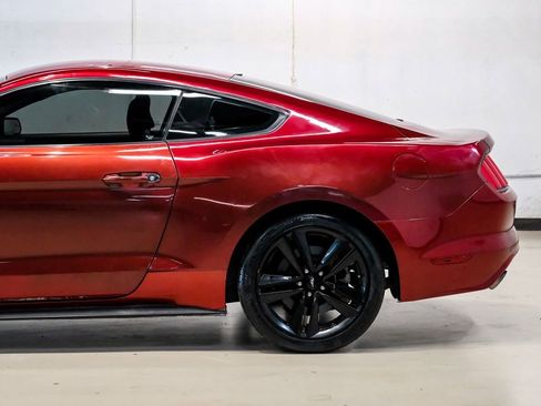Used 2017 Ford Mustang Coupe w/ Ecoboost Performance Package RWD image 19