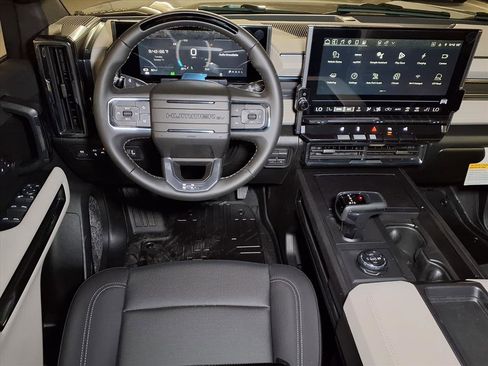 Used 2026 GMC Hummer EV SUV image 11