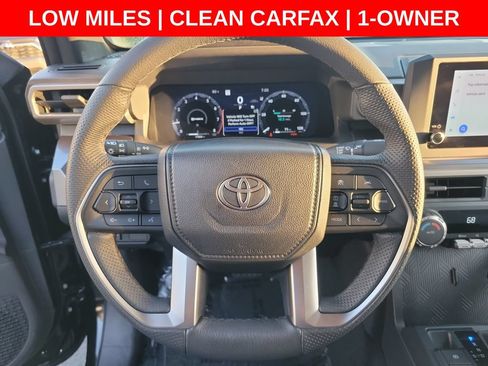 Used 2025 Toyota Tacoma TRD Off-Road AWD/4WD image 21