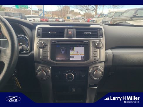 Used 2016 Toyota 4Runner SR5 image 12