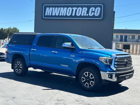 Used 2018 Toyota Tundra Limited w/ Limited Premium Package AWD/4WD image 1